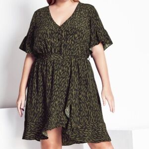 Refinity City Chic Women Sz M US 18 Khaki Fit & Flare Animal Swish Dress NWT